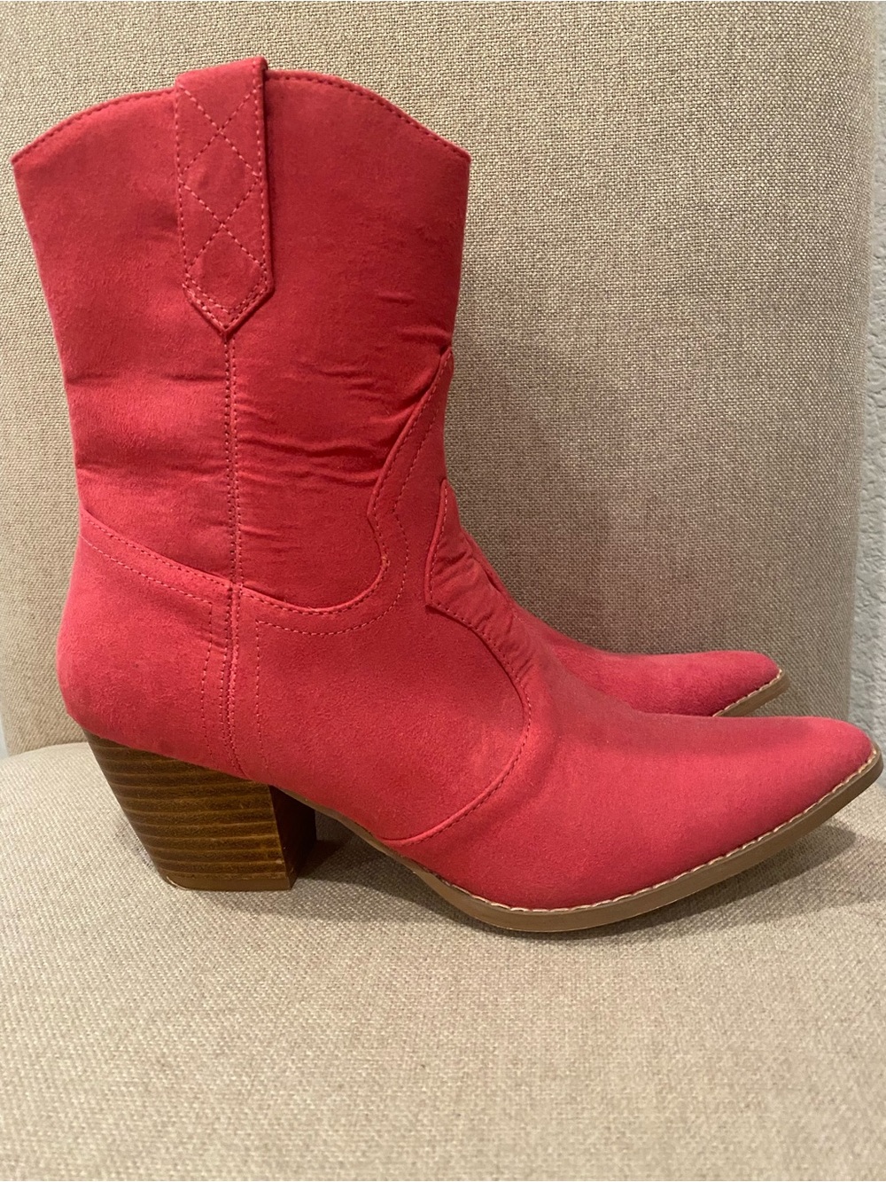 Women's pink Suede Western Ankle Boots